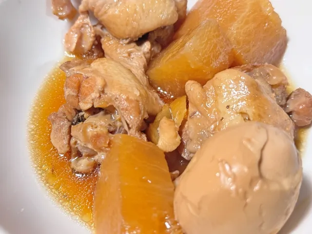 炊飯器でつくる！鶏肉と大根のとろとろ煮 1